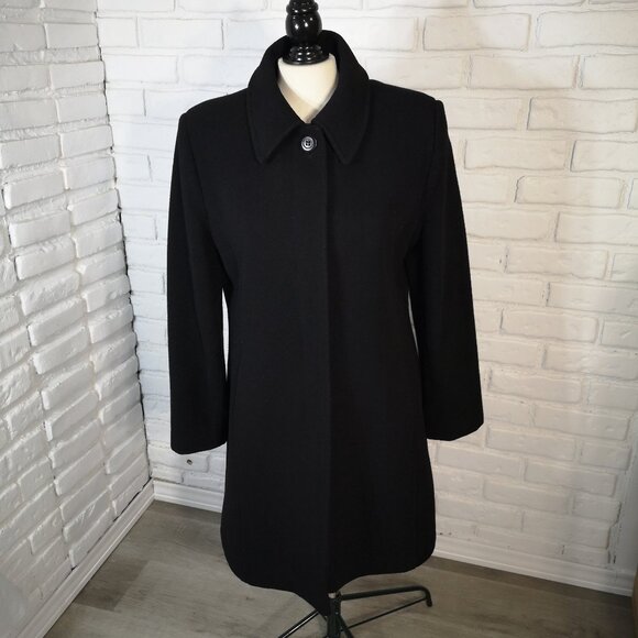 Braemar Ladies Black Lined Button Closure Pure Virgin Wool Coat - Picture 1 of 10